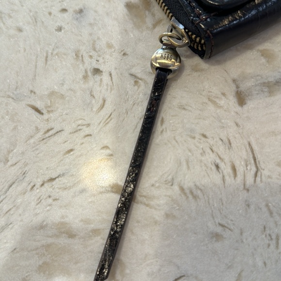 NWOT Hobo Black Wallet - Picture 5 of 12